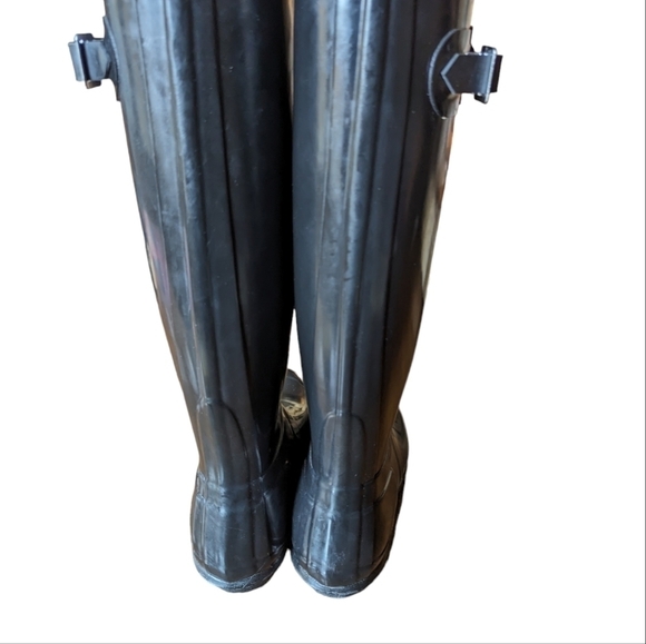 Hunter Black Women's Winter & Rain Boots - Picture 3 of 9